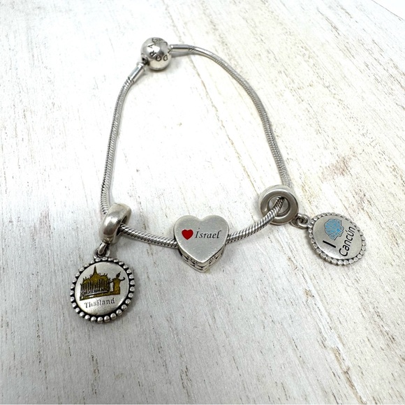 Authentic PANDORA 3 charm “travel” themed sterling silver bracelet - Picture 3 of 10